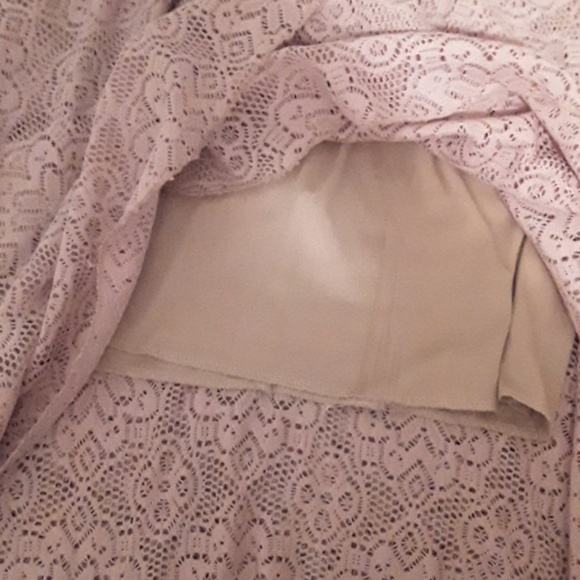 High-Low Skirt - Picture 3 of 3